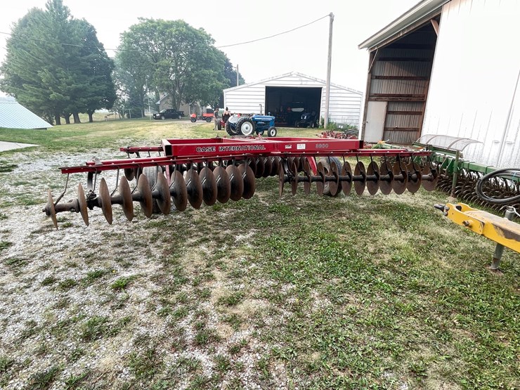 #2258-•-case-3800-disk-harrow-image-6
