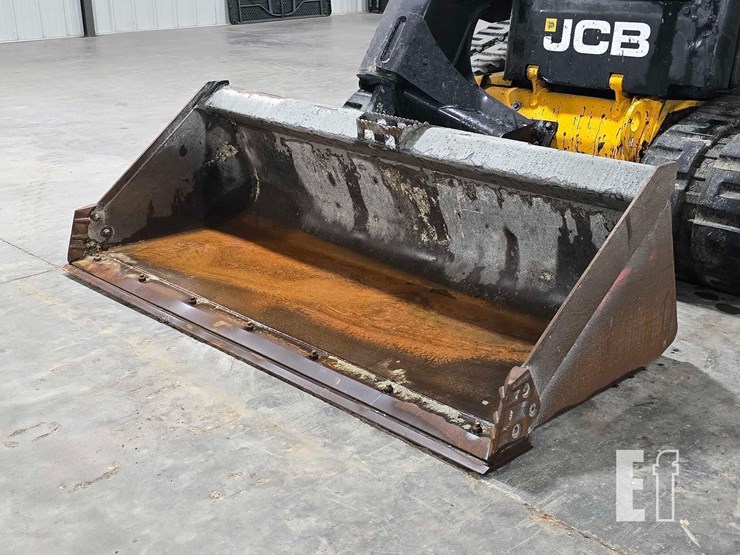 2021-jcb-3ts-8t-image-9