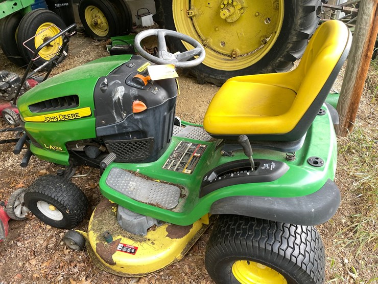 john-deere-la135-image-5