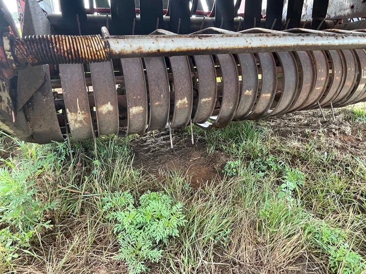 hesston-5500-image-27