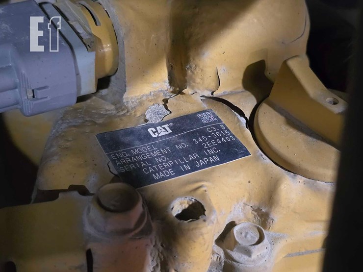 2014-caterpillar-272d-image-24