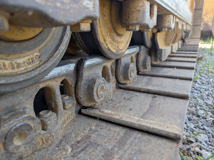 caterpillar-d5-image-14