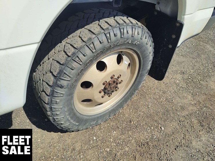 2020-ford-f350-image-11