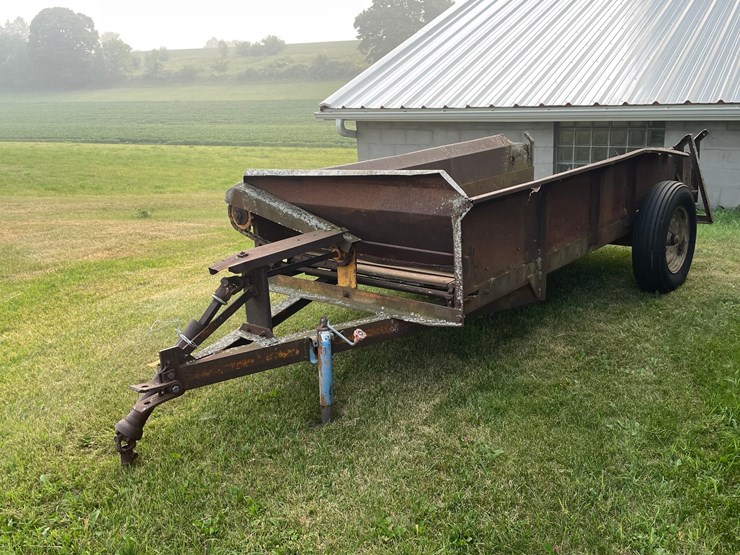 #2265-•-spreader-wagon-image-1