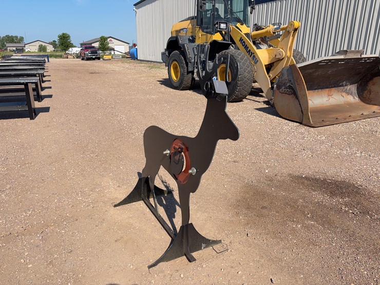 ar500-steel-deer-shooting-target-with-heart-flapper-image-6