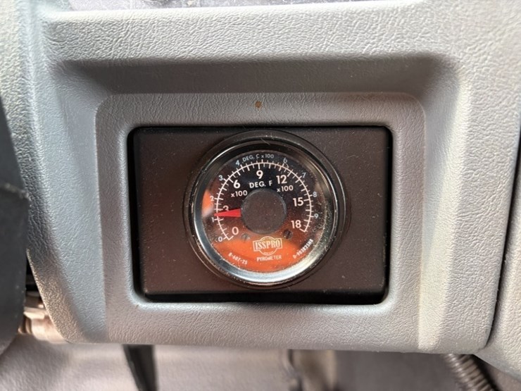 2002-international-durastar-4400-image-35