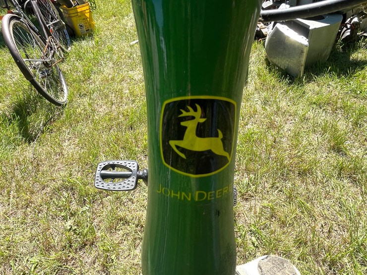 #3301-•-john-deere-aluminum-adventure-ats-bike-image-9