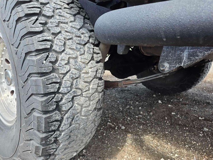 1995-jeep-wrangler-image-50