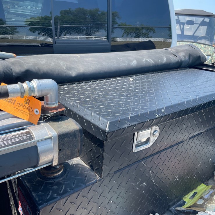 #5805 • Fuel Transfer Tank with Tool Box