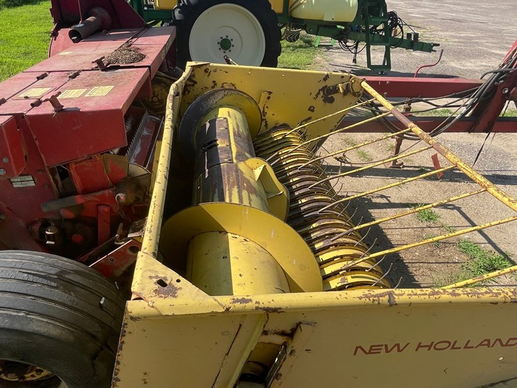 new-holland-880-image-19