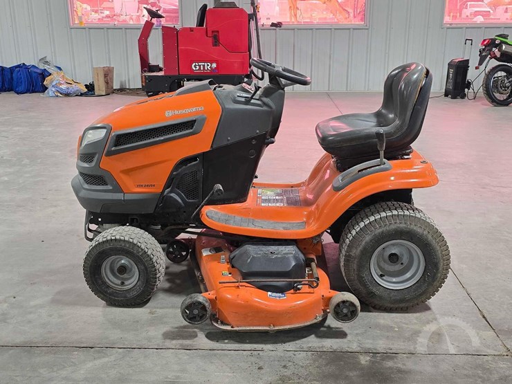 husqvarna-yth24v54-image-5