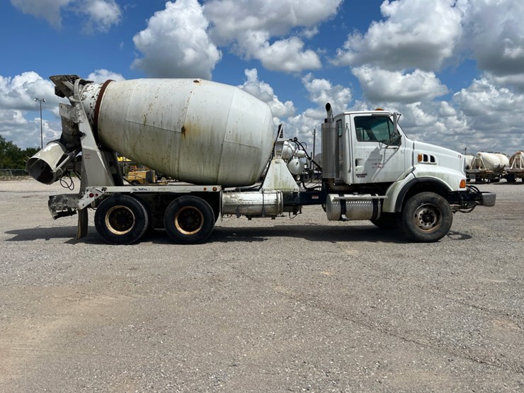 2007-sterling-l9500-image-4