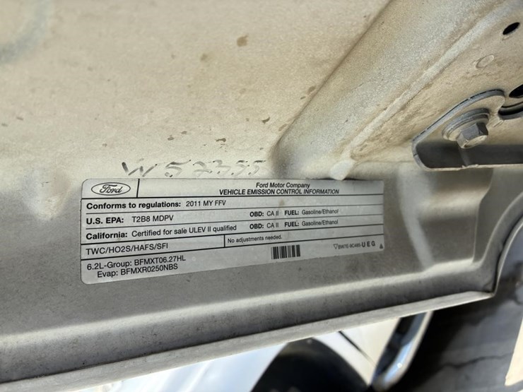 2011-ford-f250-image-9