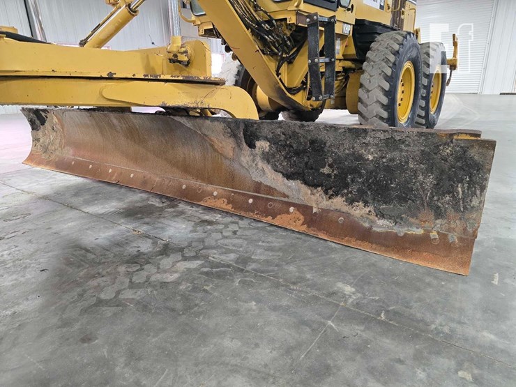 2007-caterpillar-140h-image-9