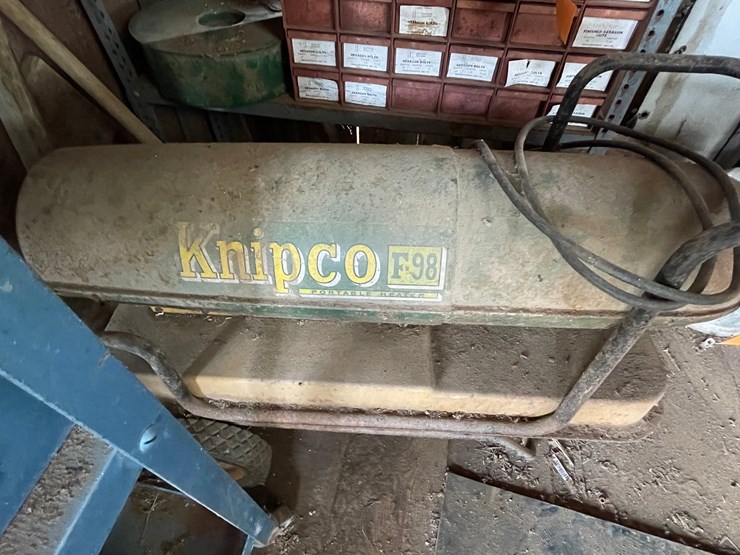 #2331-•-knipco-f98-torpedo-heater-image-2