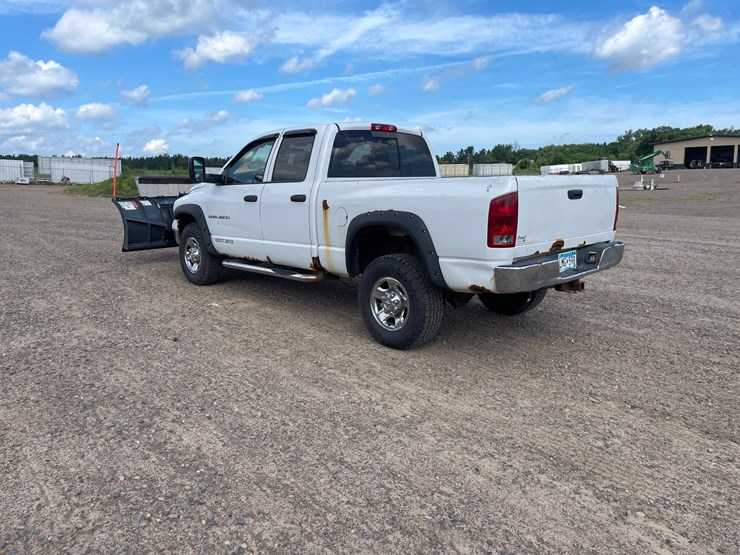 2003-dodge-2500-image-3