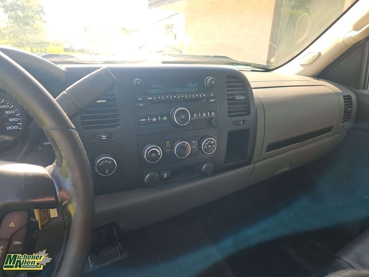 2013-chevrolet-silverado-1500-image-20