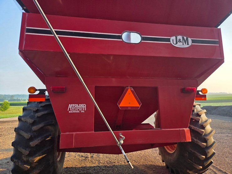 j&m-620-grain-cart-image-22