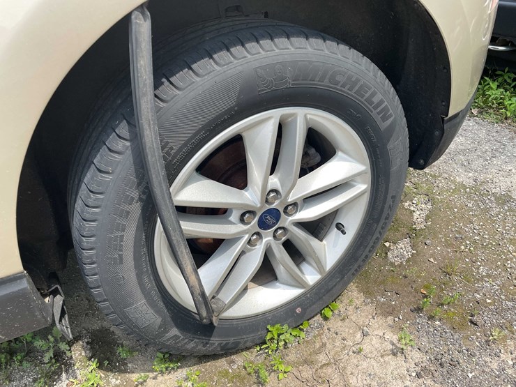 2018-ford-edge-sel-image-78