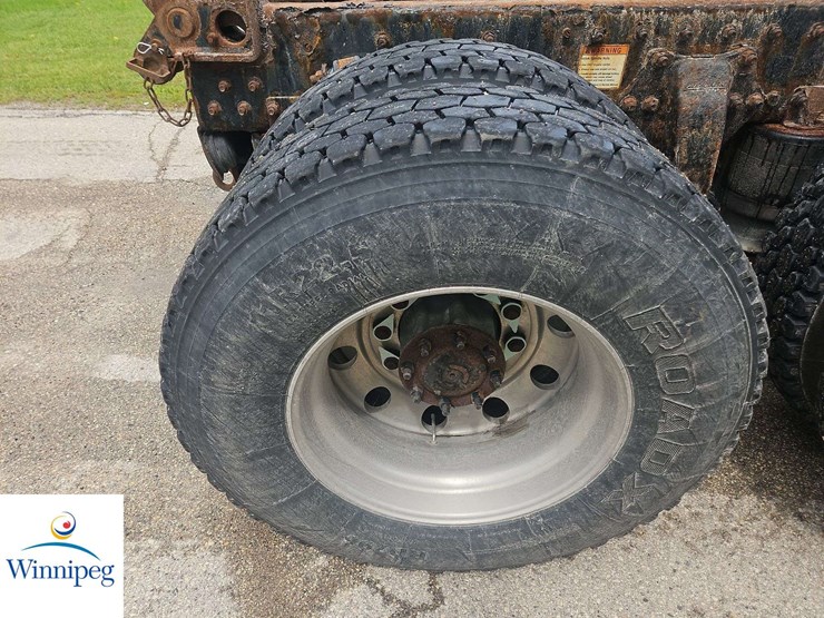 2014-western-star-4700-image-16