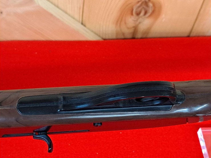 remington-nylon-66-.22-lr-semiauto-rifle-image-7