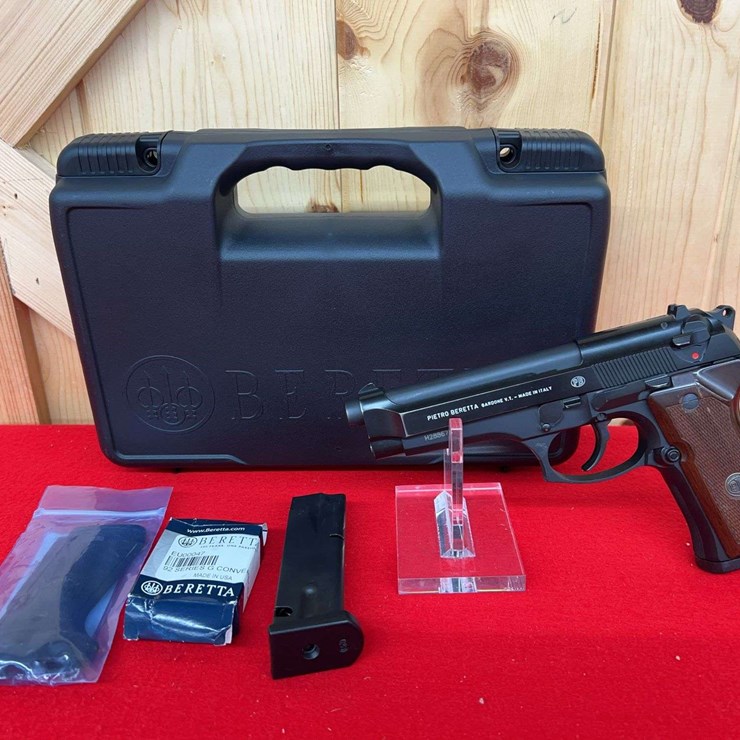 Beretta Model 92FS 9mm Semiauto Pistol