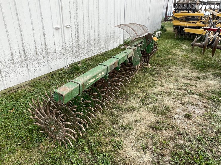 john-deere-400-image-3