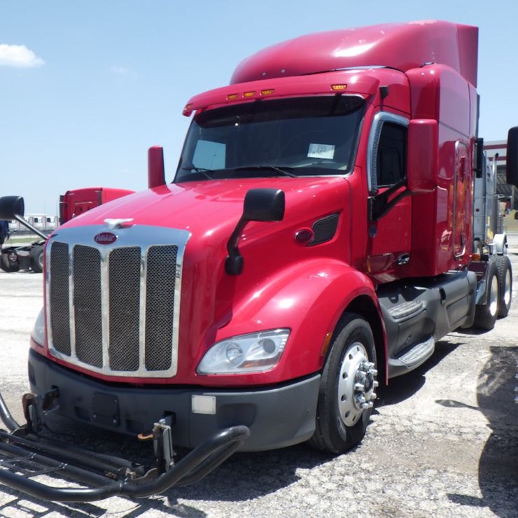 2019 PETERBILT 579