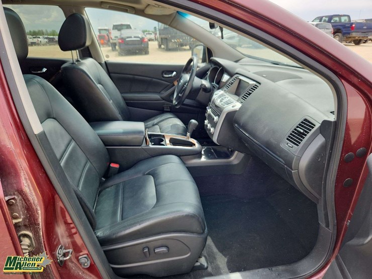 2011-nissan-murano-image-20