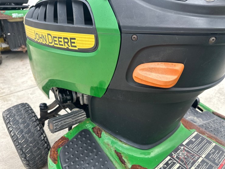 john-deere-d110-image-15