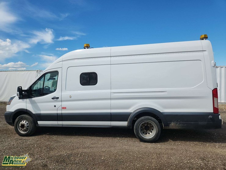 2016-ford-transit-image-5