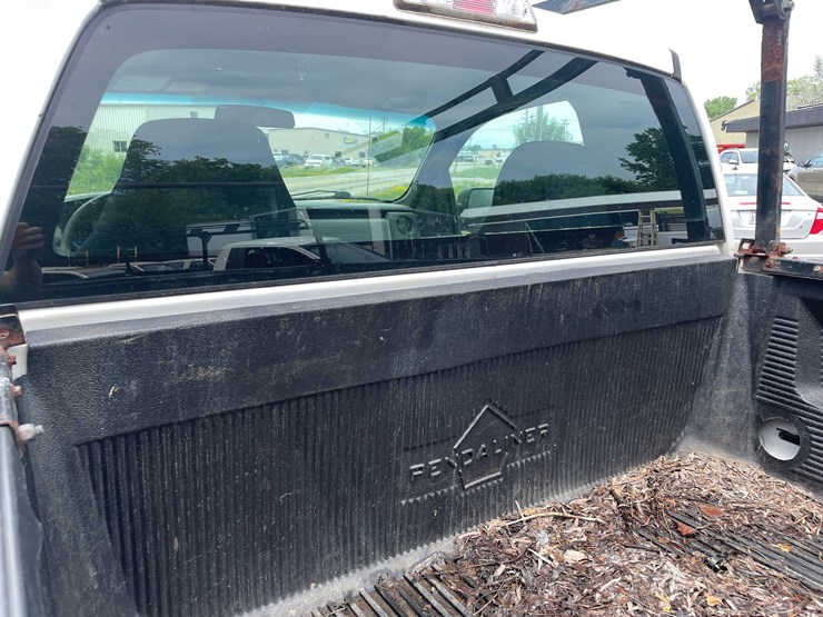 2014-ford-f150-xl-image-31