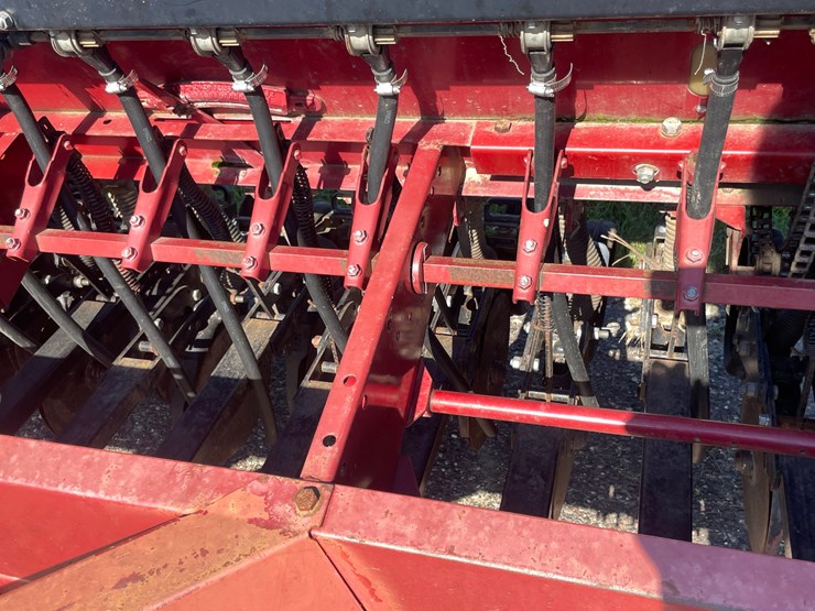 case-ih-5100-image-31