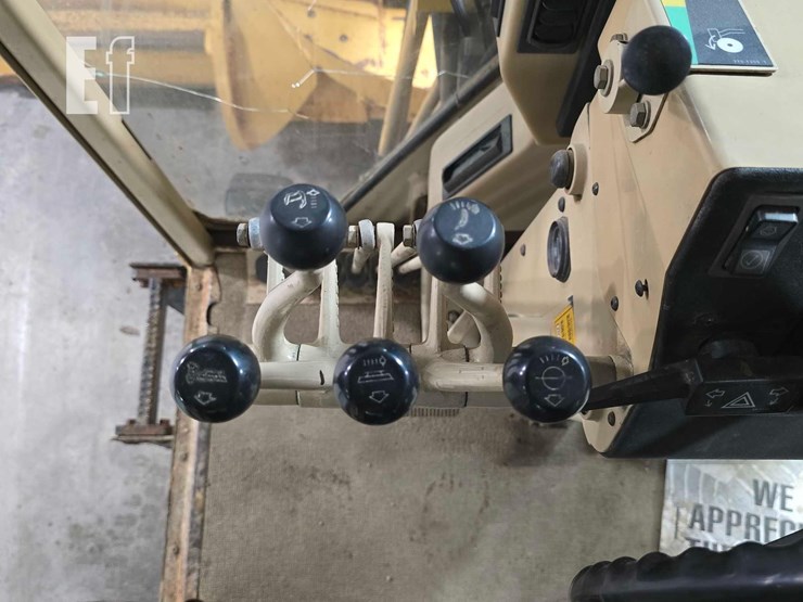 1998-caterpillar-163h-image-17