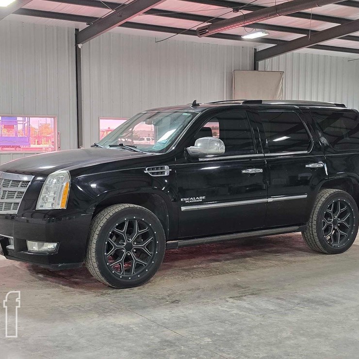 2013 CADILLAC ESCALADE