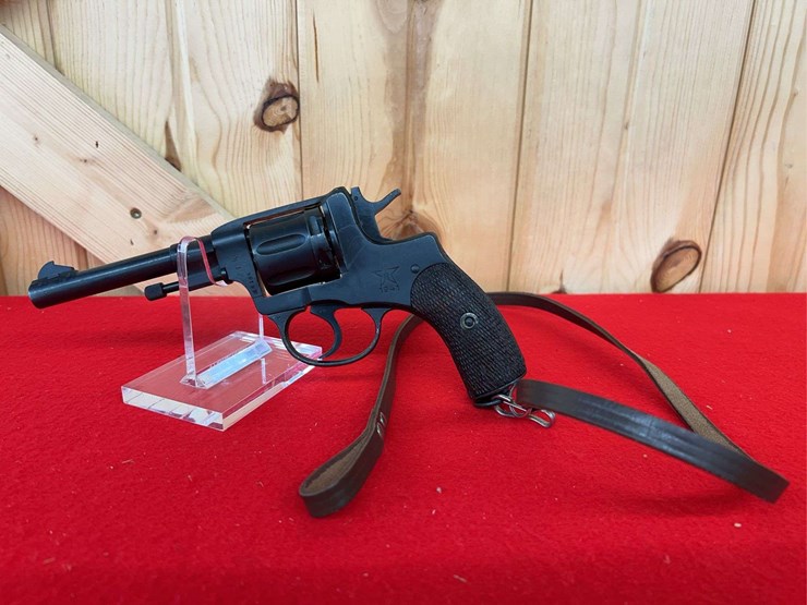 russian-m1895-7.62x38r-nagant-da-revolver-image-2