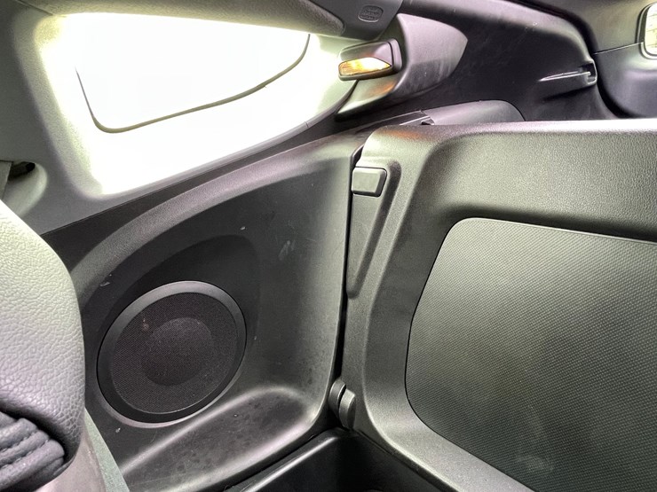 #1013-•-2013-honda-cr-z-hybrid-(no-title,-for-parts)-image-41