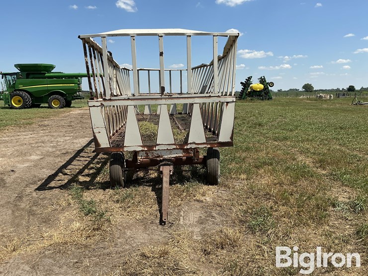 dakon-hay-feeder-wagon-image-2