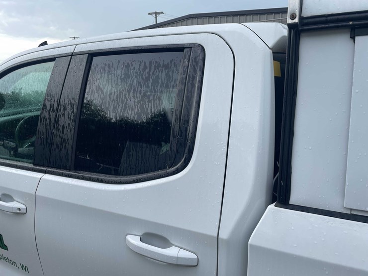 2020-chevrolet-1500-image-35