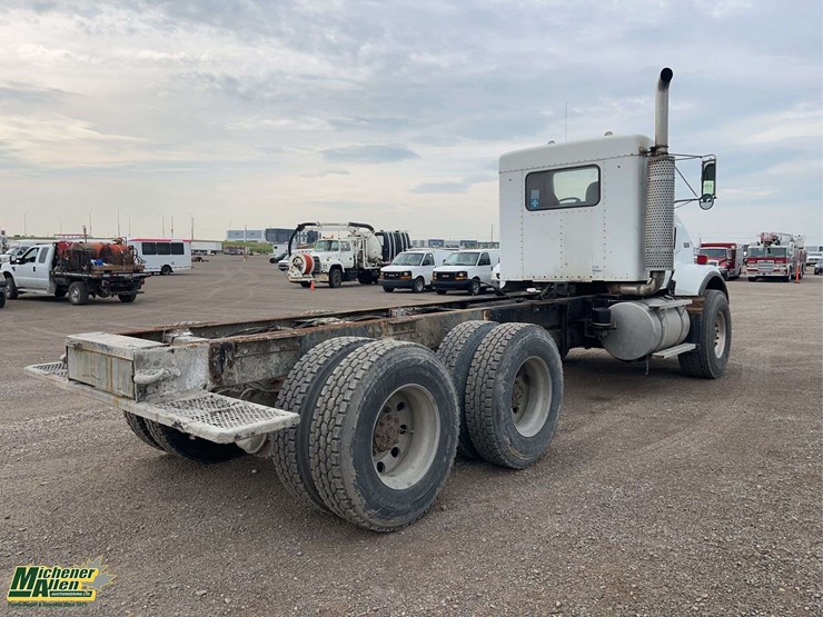 2000-kenworth-t800-image-6