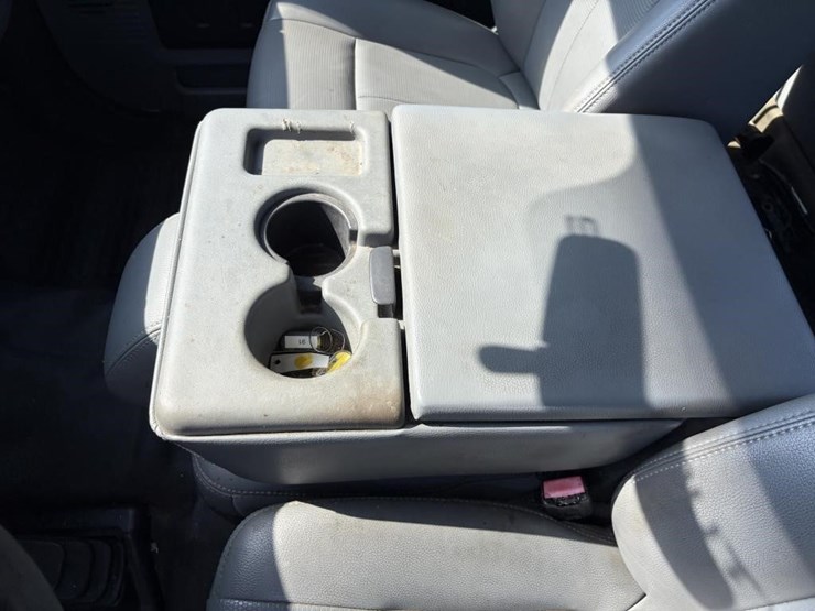 2011-ford-f250-image-21