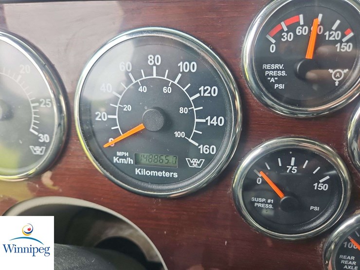 2014-western-star-4700-image-47