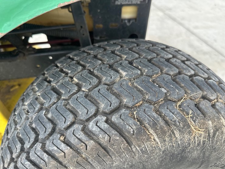 john-deere-la120-image-32