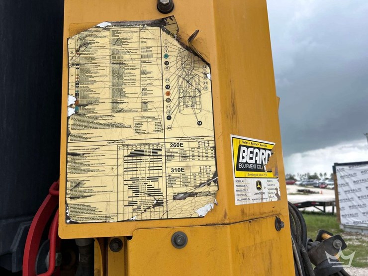deere-260e-image-17
