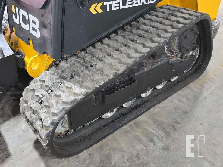 2022-jcb-3ts-8t-image-25
