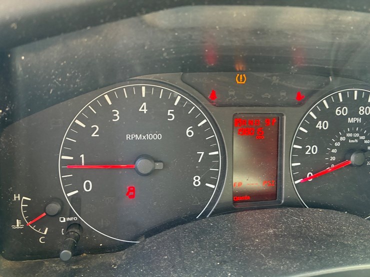 2019-nissan-nv2500-image-9