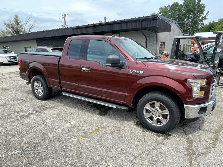 2016-ford-f150-xlt-image-4