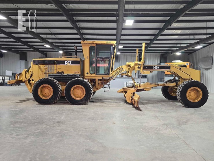 2006-caterpillar-140h-image-6