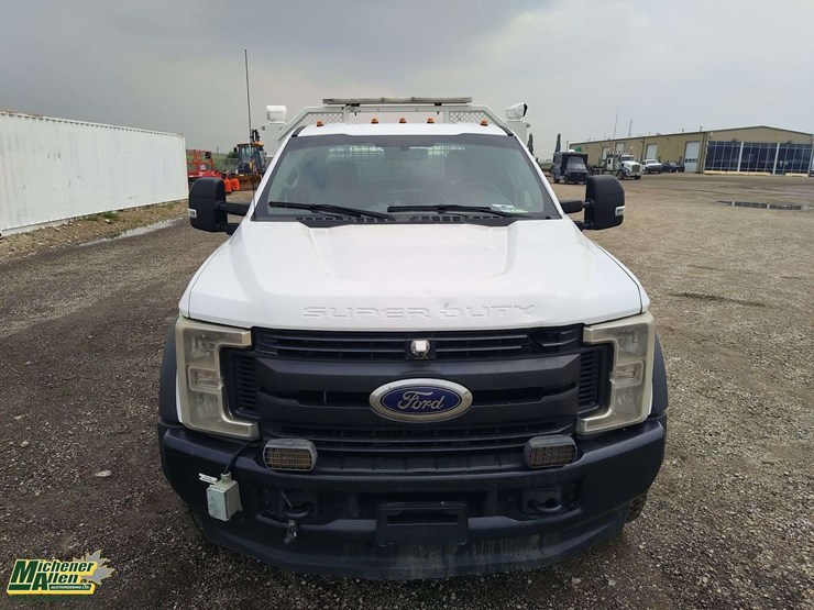 2017-ford-f450-image-9