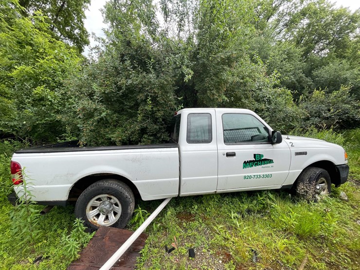 2011-ford-ranger-image-3